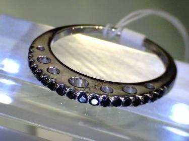 Ring mit Zirkonia schwarz 925 Silber # 58