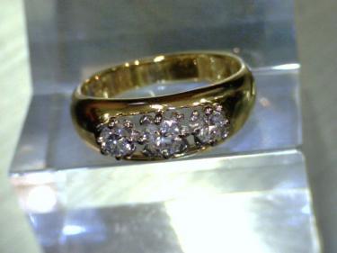 eleganter Ring mit 3 Brillanten ca. 0,50 ct. 750 Gelbgold # 52