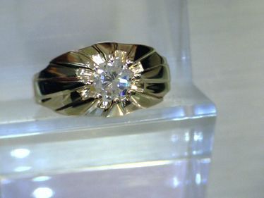 eleganter Ring mit Brillant 0,50 ct. 585 Gelbgold # 53 mit HRD Expertise