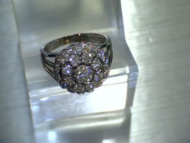 eleganter Ring mit Diamanten/Brillanten ca. 0,89 ct. 750 Weißgold # 53