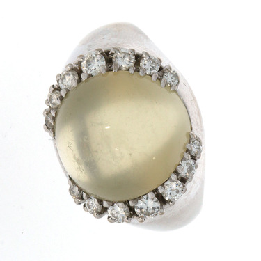Ring mit Mondstein und 14 Brillanten ca. 0,46 ct. aus 750 Weißgold # 55